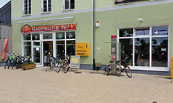 Eingangsbereich der Radprofis am Bahnhof